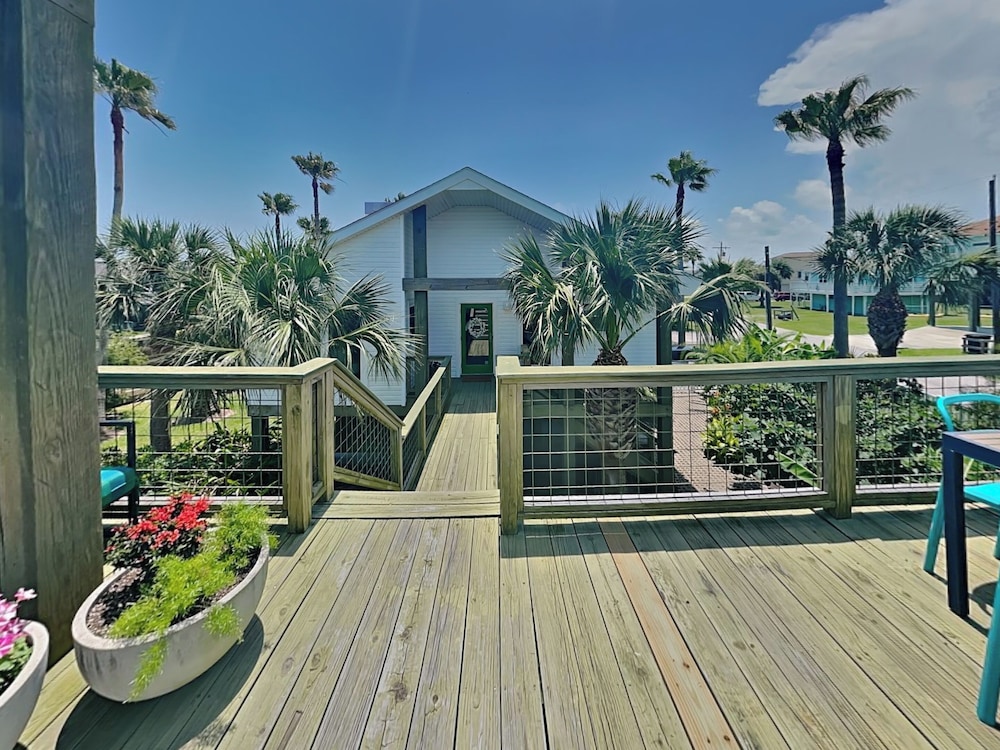 Jamaica Palms Oasis by Ryson Vacation Rentals