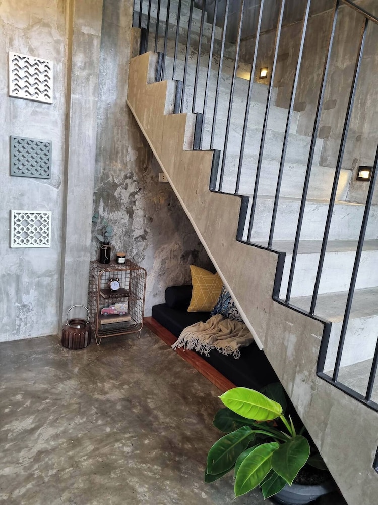 Baguio Hillhouse, Ask About Free Stay for Kids