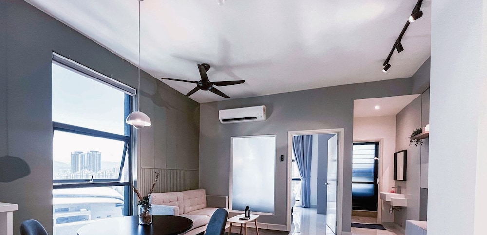Arte Mont Kiara Luxury Suite by Stay Hub