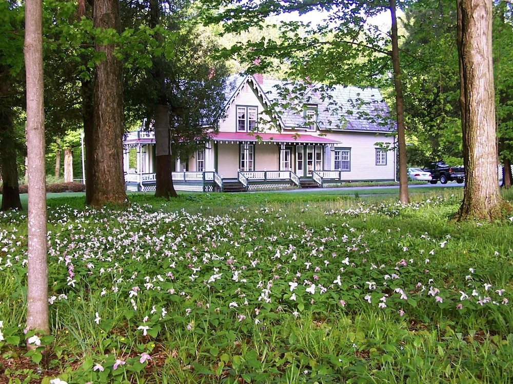 Dream House Country Inn