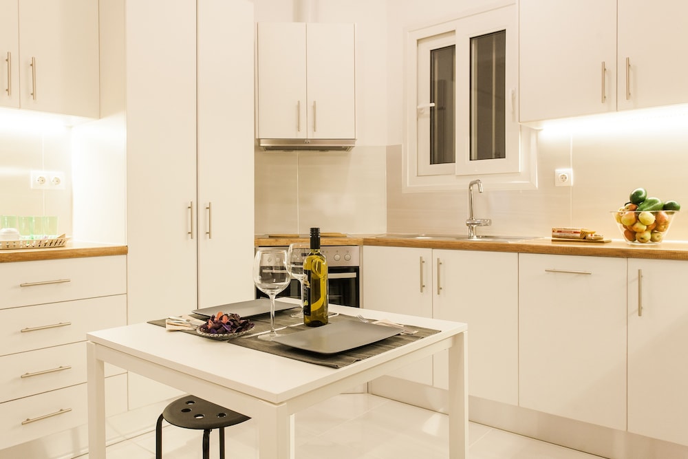 Classy Central Apartment near Acropolis