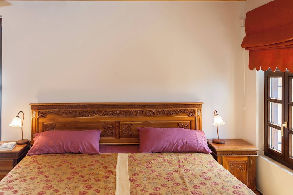 Luxurious Venetian 3 Floor House in the old Port