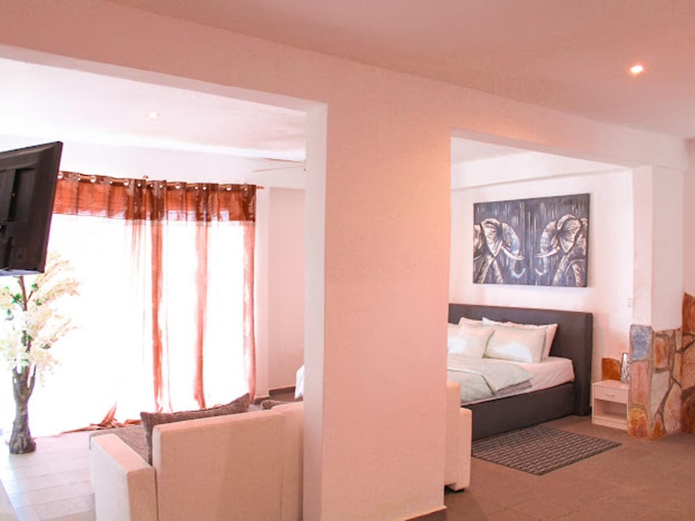 Impeccable 3-bed House in Prampram Accra view 3