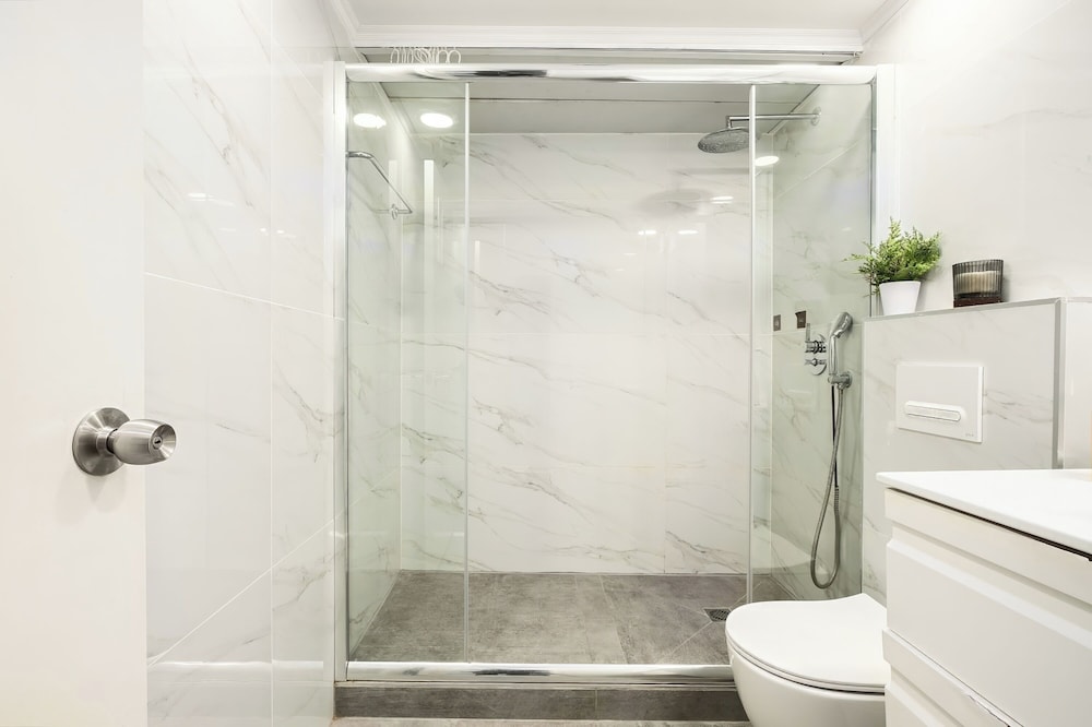 Royal Park Apt Resort by Sea N Rent