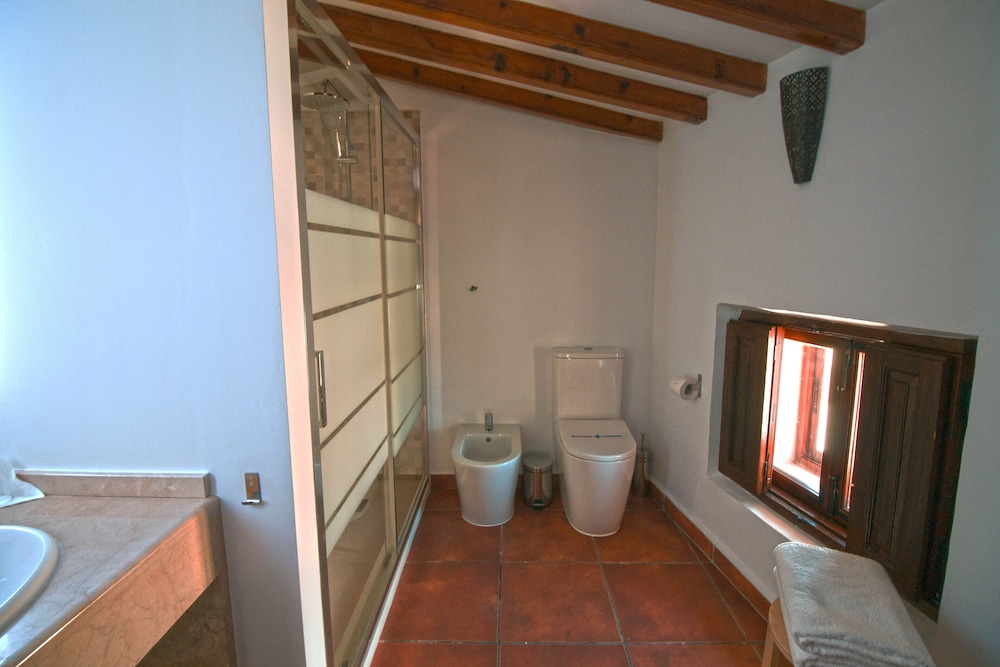 Photo 51