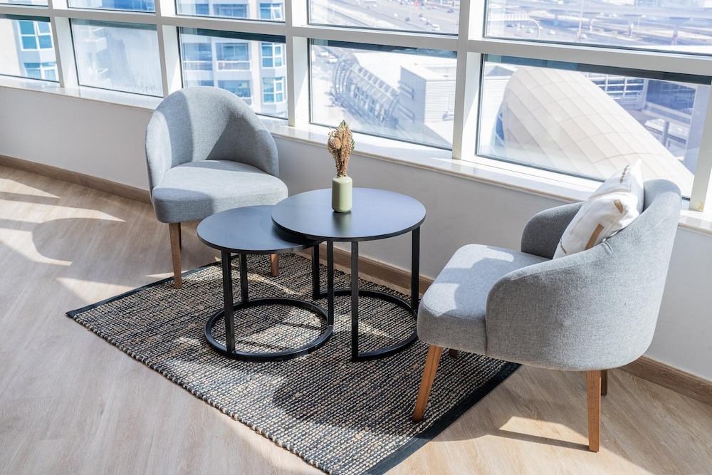Dubai Marina - Stunning Huge 4 Bedroom Apts Near JBR - Gym - Pool - Parking by Sojo Stay