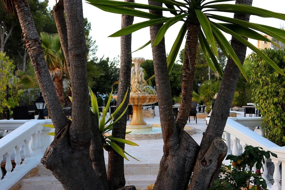 Villa Columbus