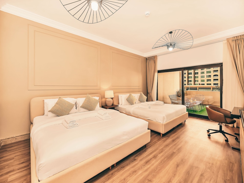 New Fairmont Residences by Propigo