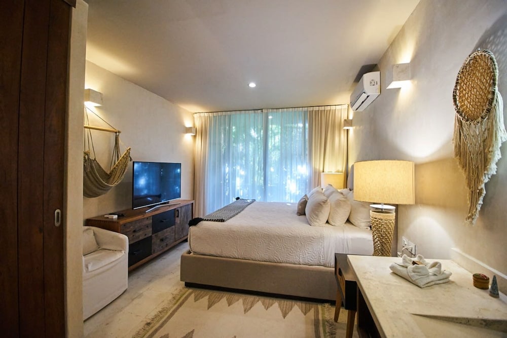 Tulum Luxury With Roof Pool and Beach Club Access