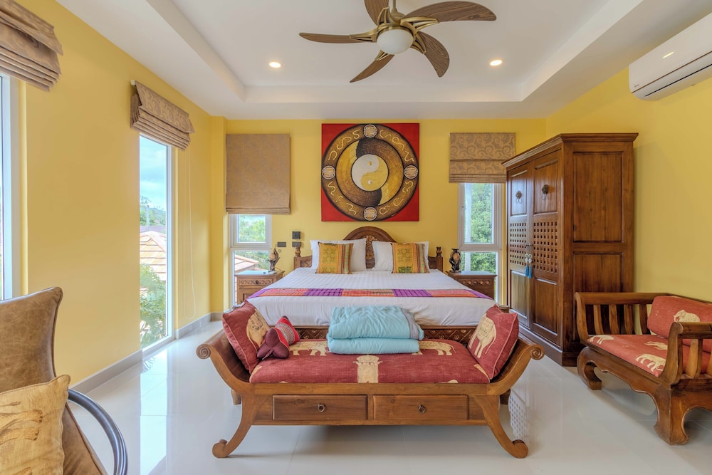 3BR Villa Pool Garden Near Beach V225
