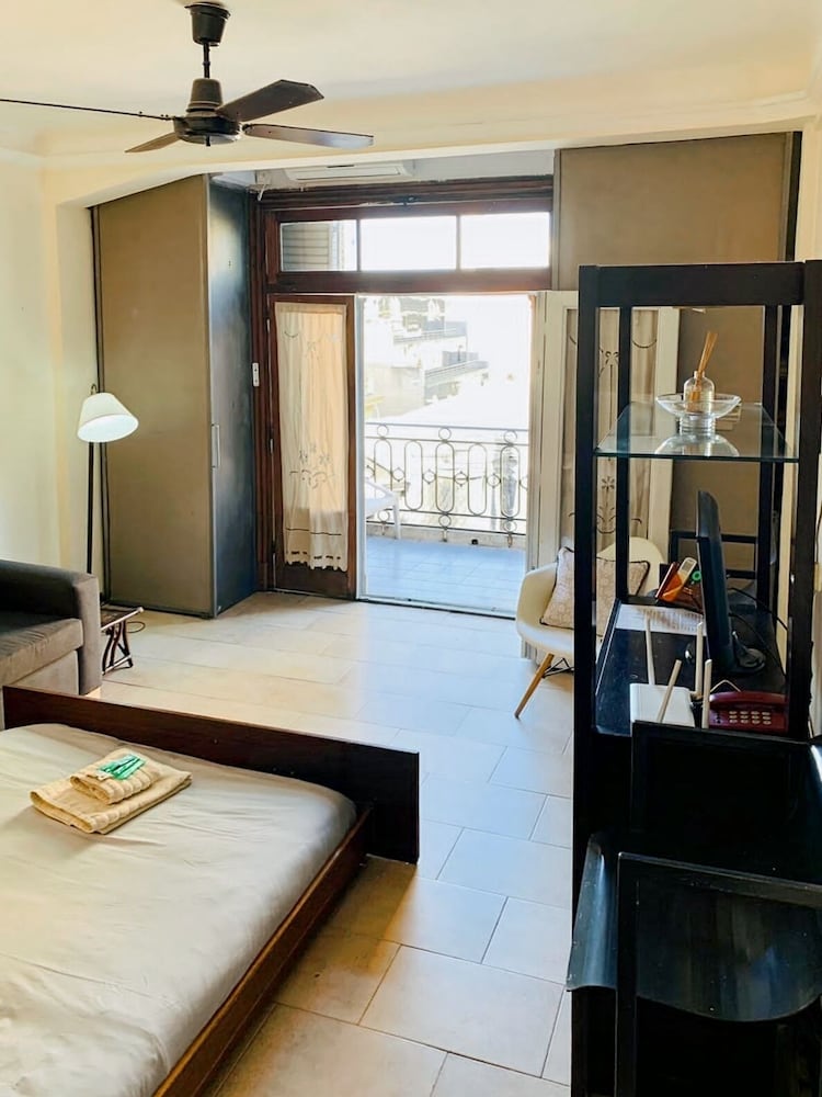 Downtown Charming Studio