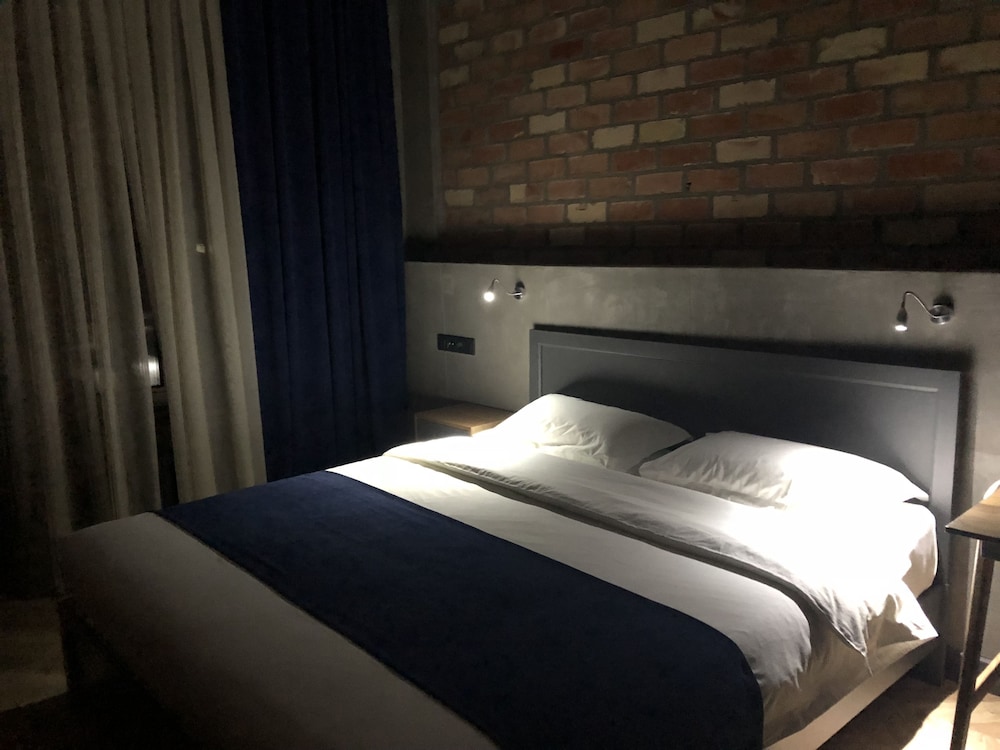 Bugu Hotel Bishkek 71