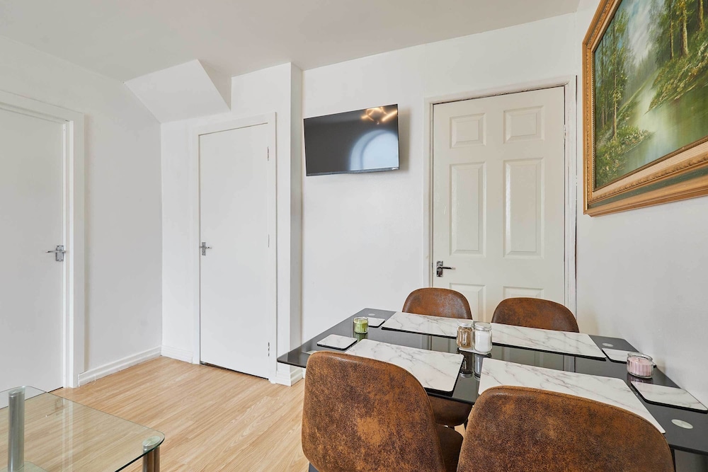 Host Stay Carrville Apartment