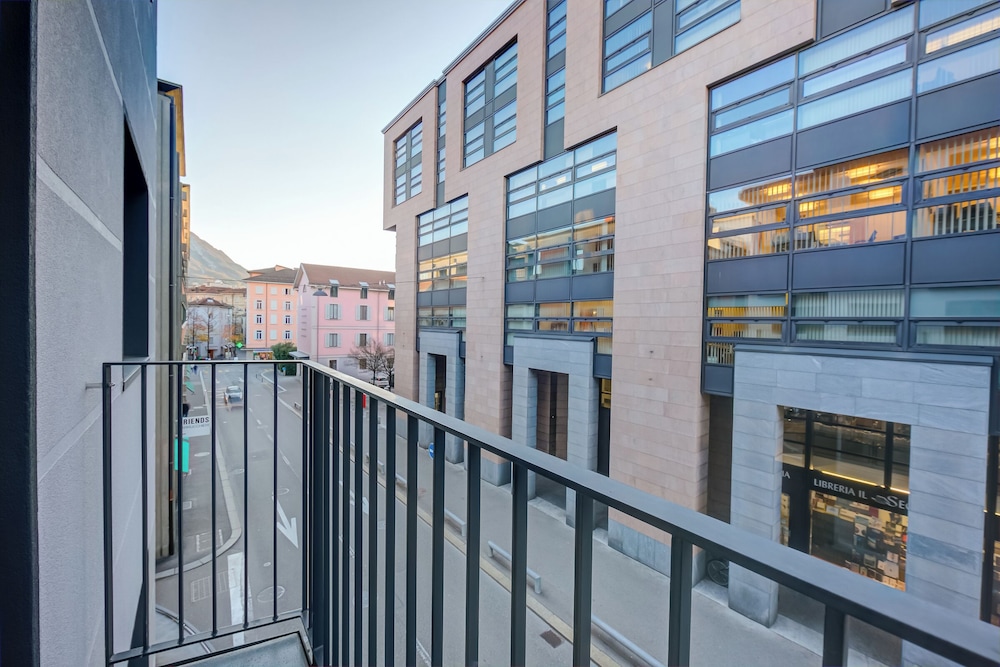 Boutique Apartment 6