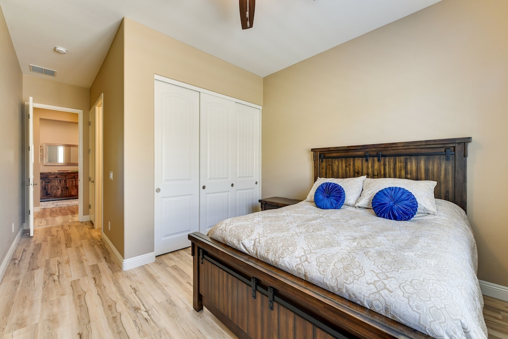 Queen Creek Vacation Rental w/ Private Hot Tub!