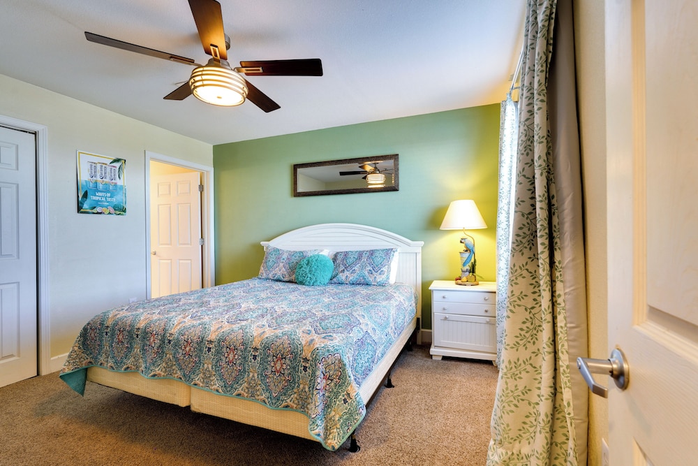 PCB Condo w/ Resort Amenities & Ocean Views view 2