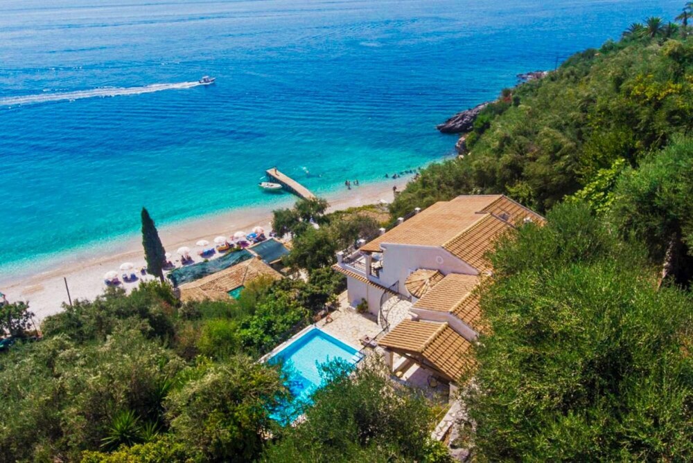 Villa Kerkyroula Large Private Pool Walk to Beach Sea Views A C Wifi Car Not Required - 1972 view 3
