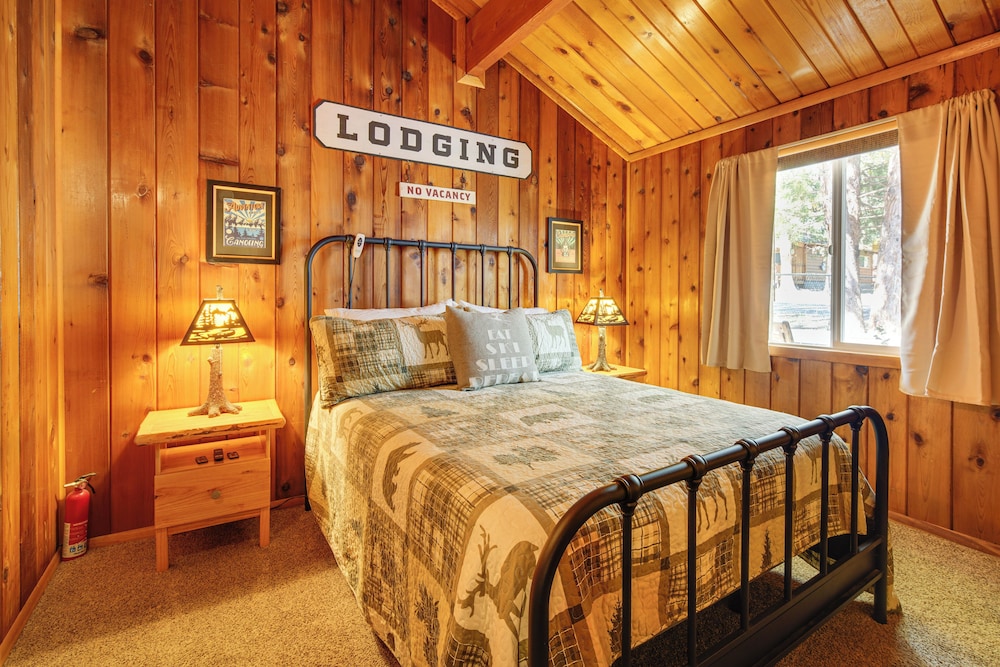 5 Mi to Big Bear Lake: Pet-friendly Gem Near Hikes