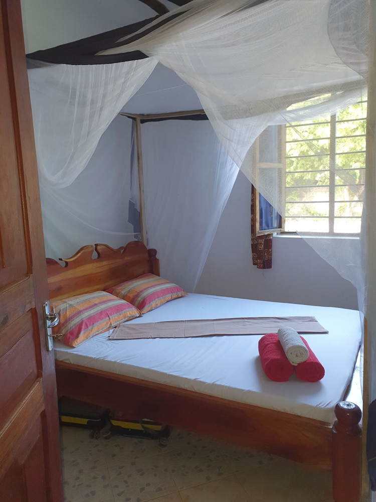 Jambiani Holiday House