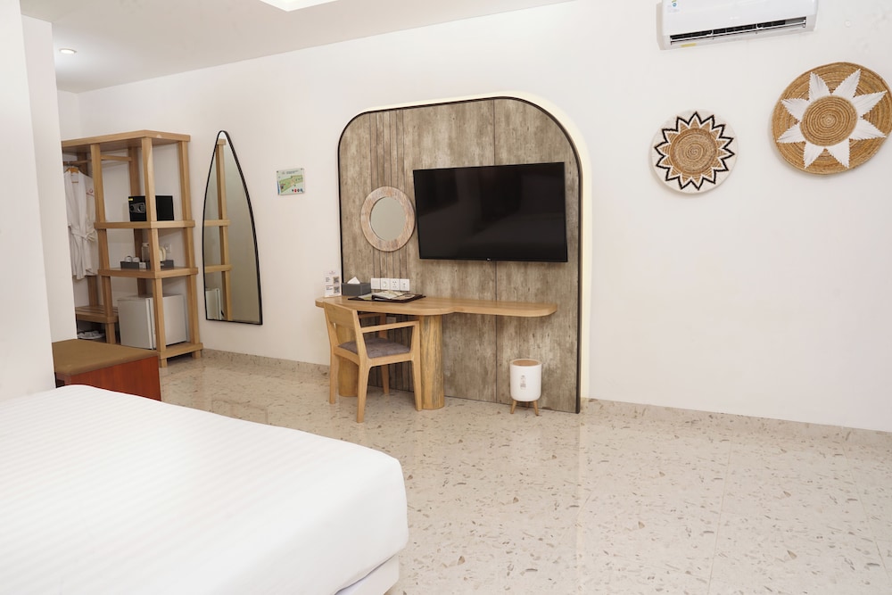 Jambuluwuk Oceano Resort Gili Trawangan