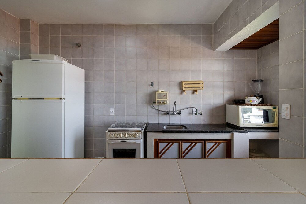 Ap w/ Balcony 200 m From the Beach Ingleses Vin202