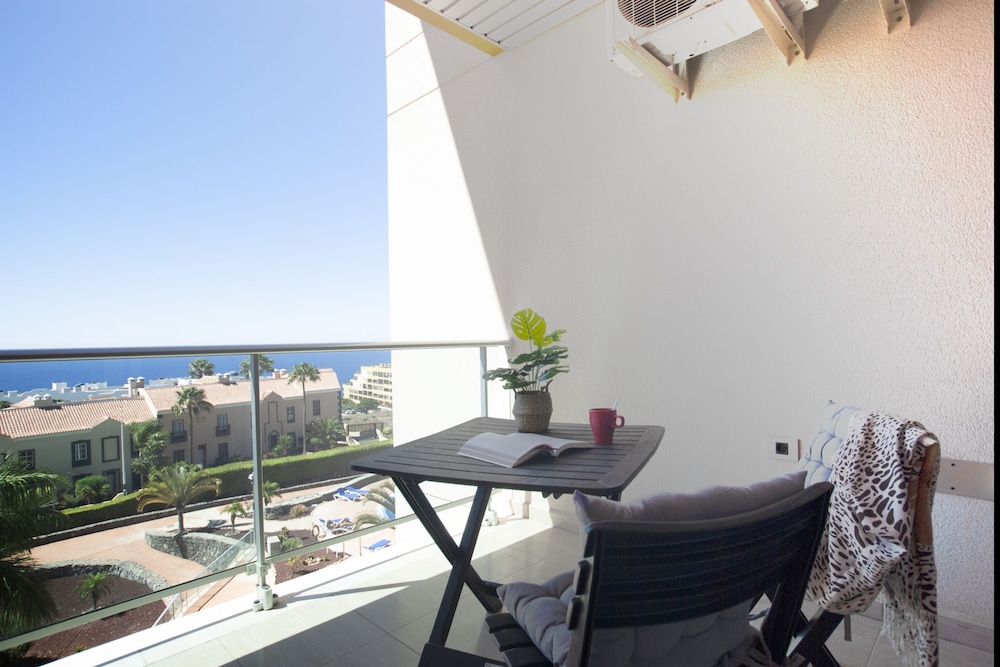 Jessica s Hideaway Amarilla Golf Bliss