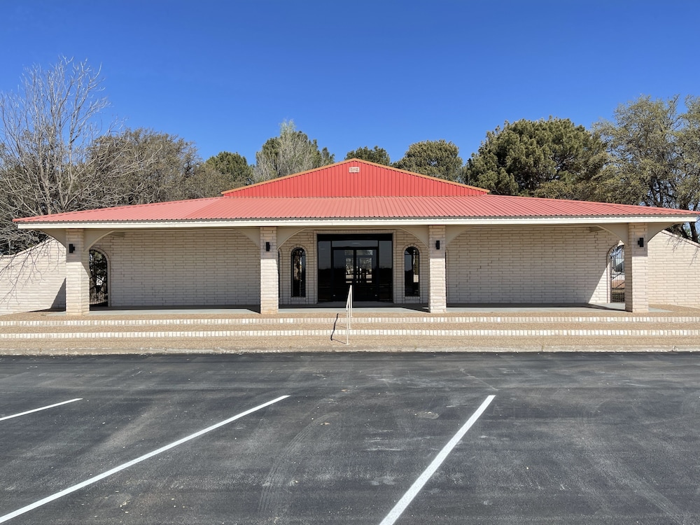 Hotel The Armadillo Hotel - Image 1