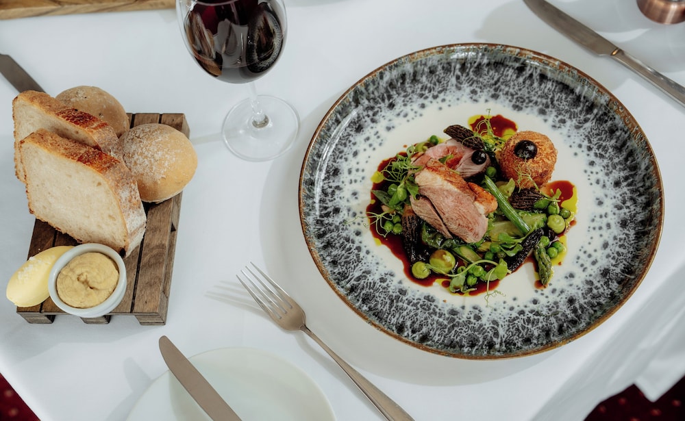 Yelverton Vacations - Two Bridges Hotel - Property Image 9