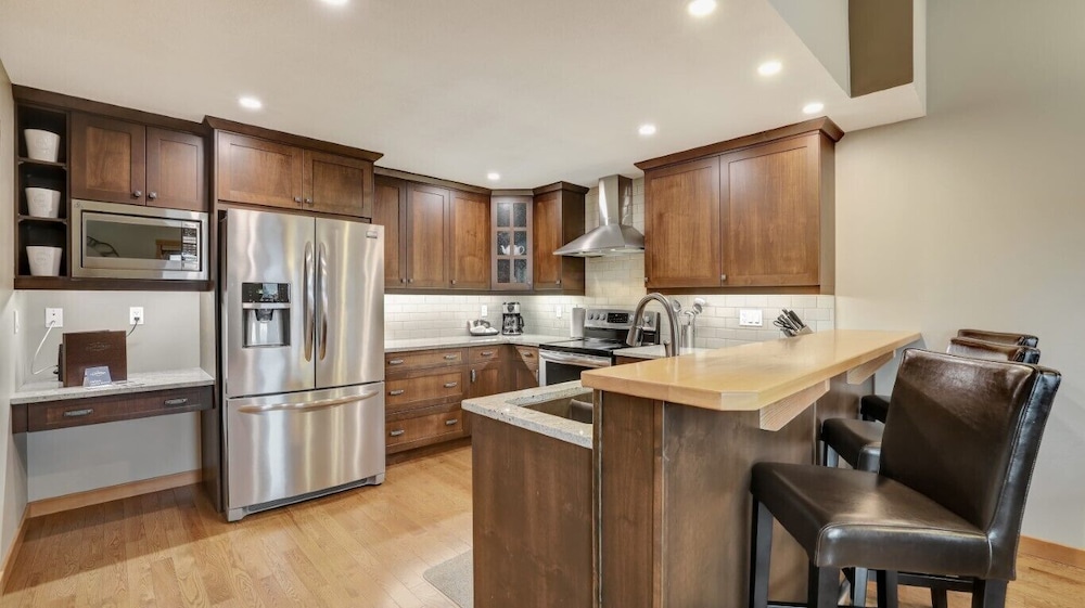 Fairmont Creek Property Rentals The Residences