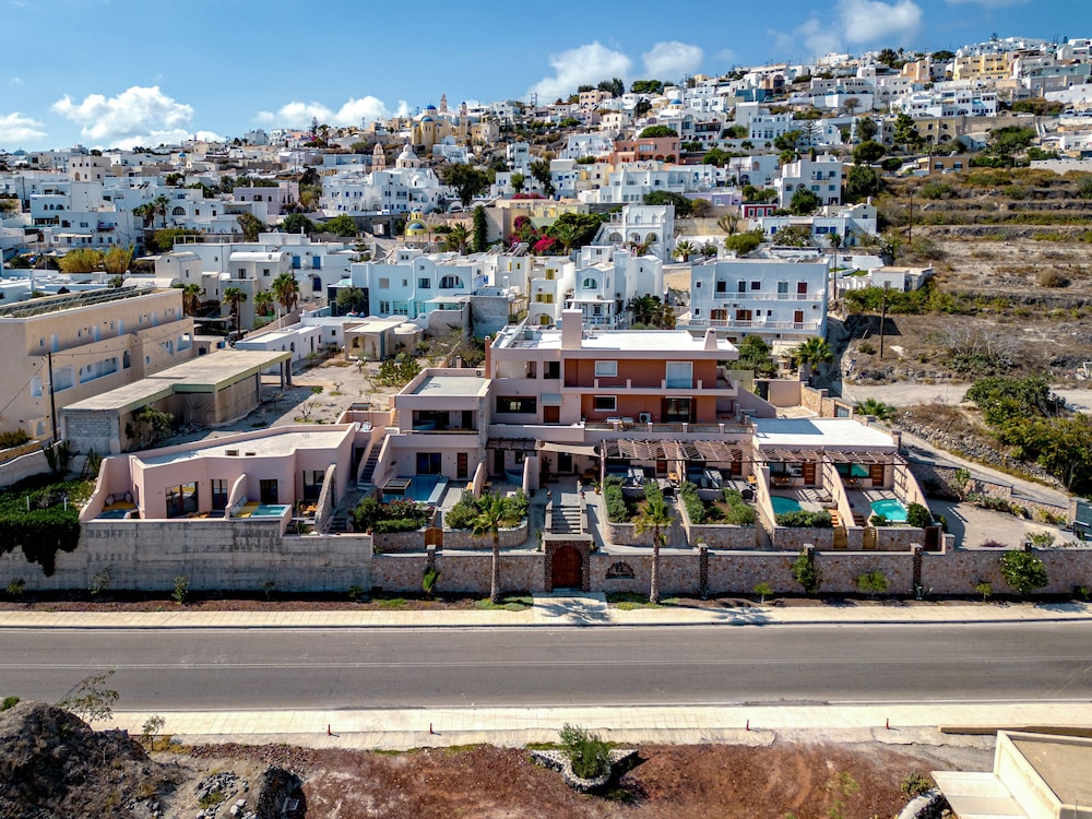 Perla Nera Suites view 5