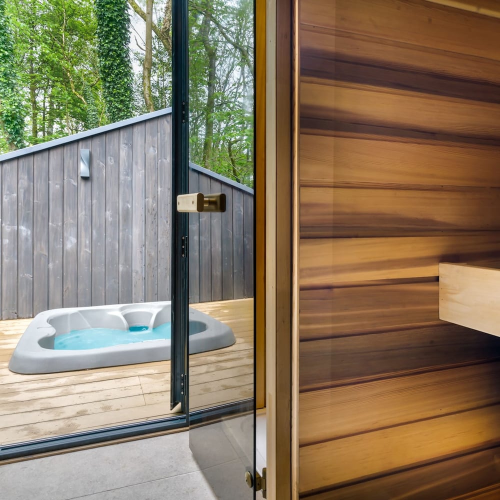 Fawns Keep - Hot Tub and Sauna Retreat view 5