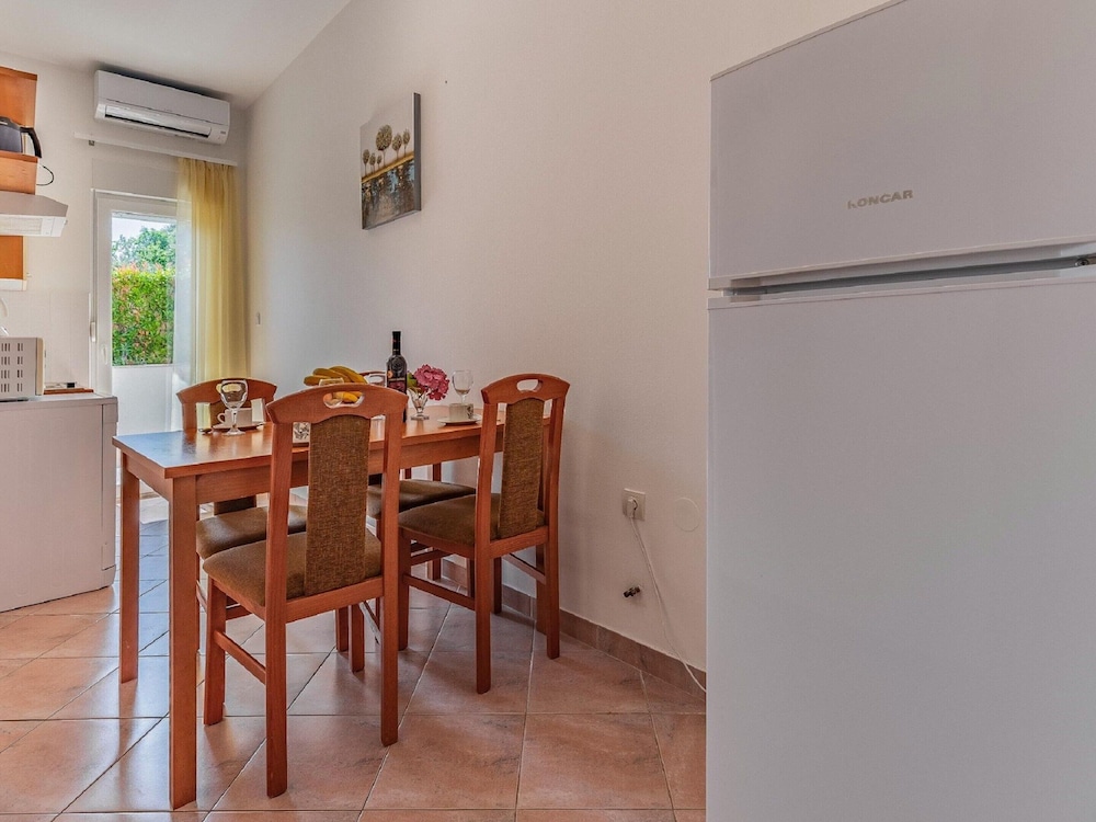Pretty Apartment in Banjole near Sea Beach & Town Center view 5