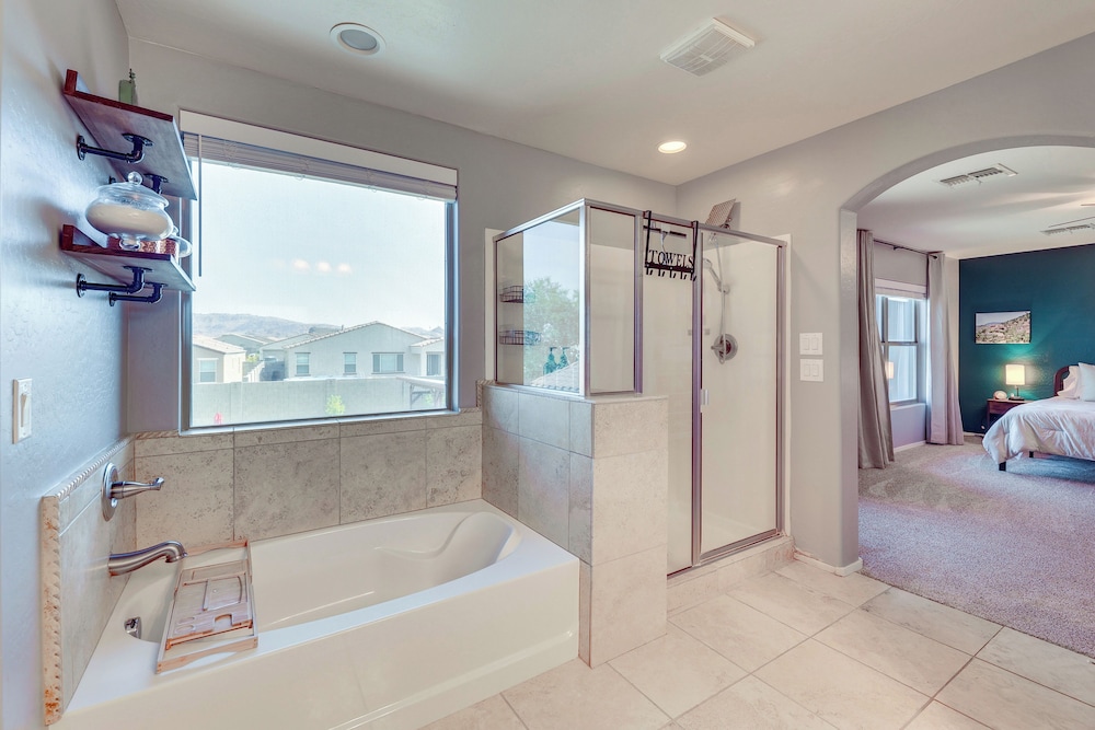 Mtn-view Getaway w/ Outdoor Oasis in Gold Canyon