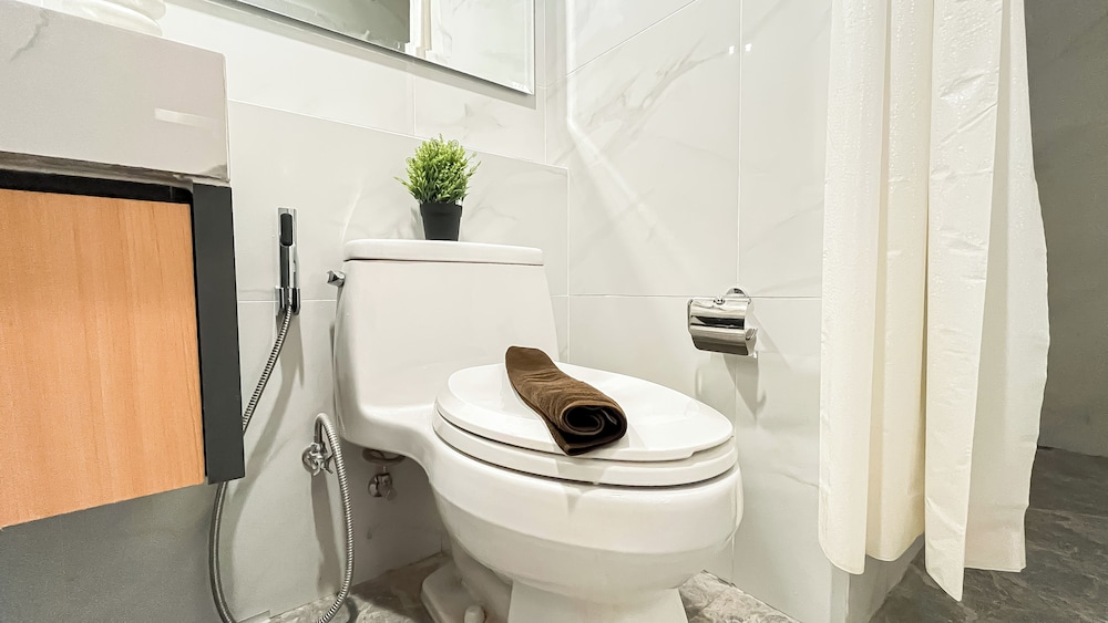 Urban Industrial Touch 1Br Apartment At The Smith Alam Sutera