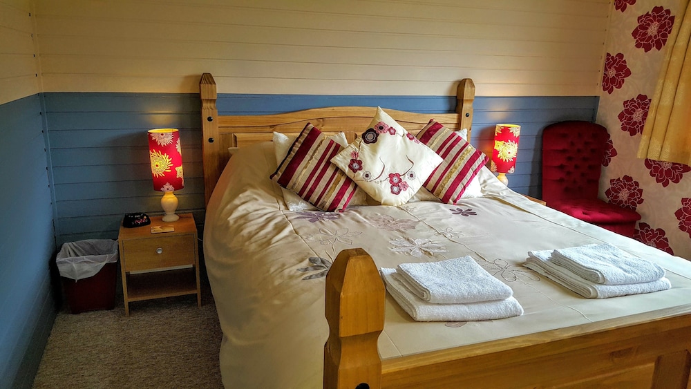 Torcroft Lodges