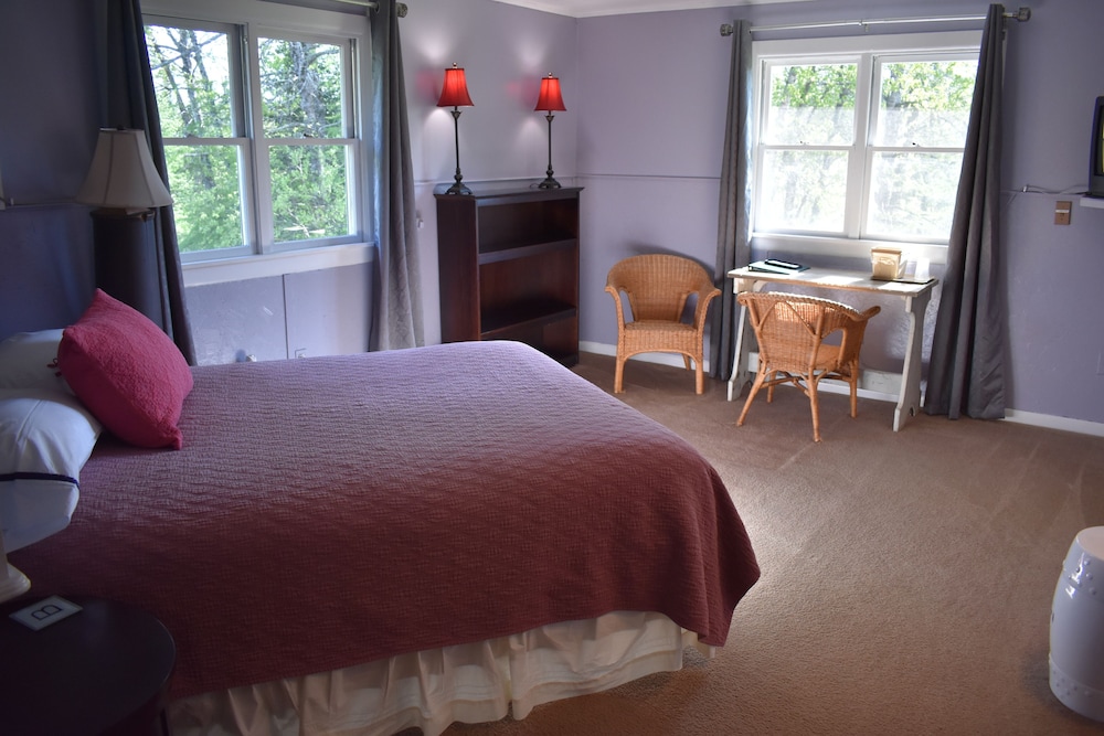 The Barron Brook Inn