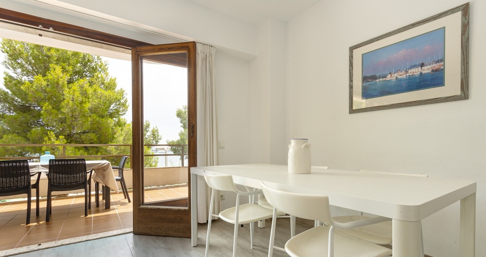 Apartment in Port de Pollensa by the Beach photo 3