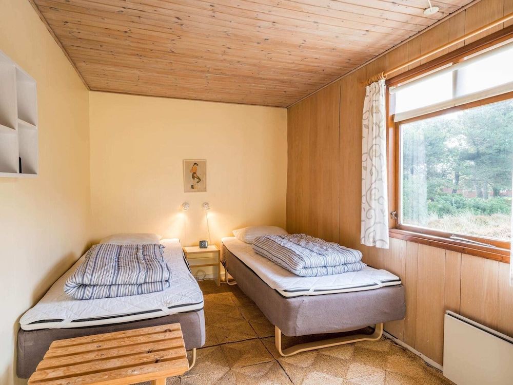6 Person Holiday Home in Blavand