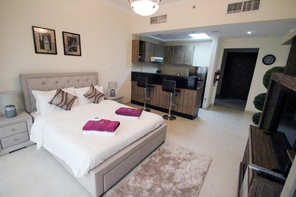 Kennedy Towers - Al Noujoum