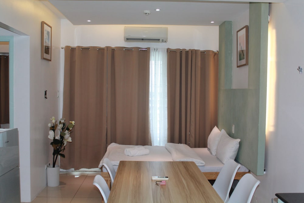 Premiere Haven at Sea Residences