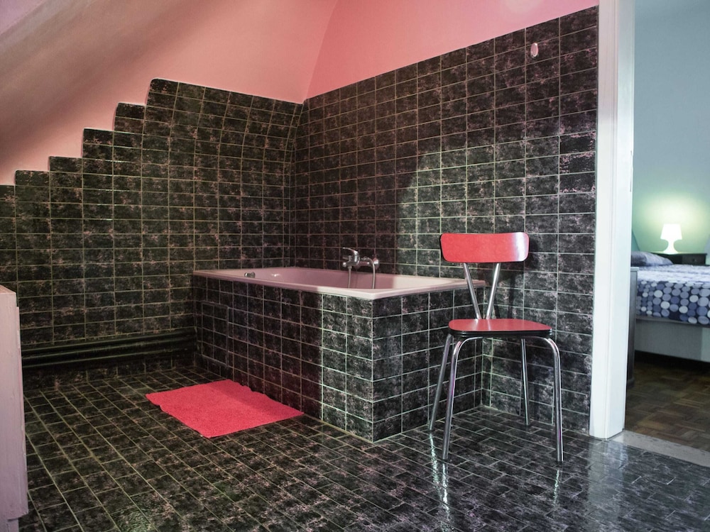 Westmalle Forest Garden Home view 3
