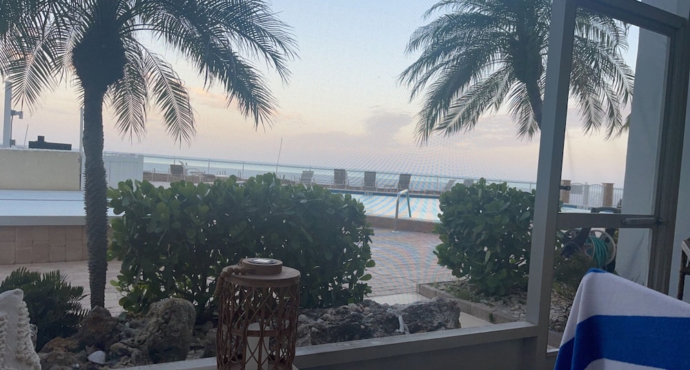The Beach House 2 Bedroom Condo