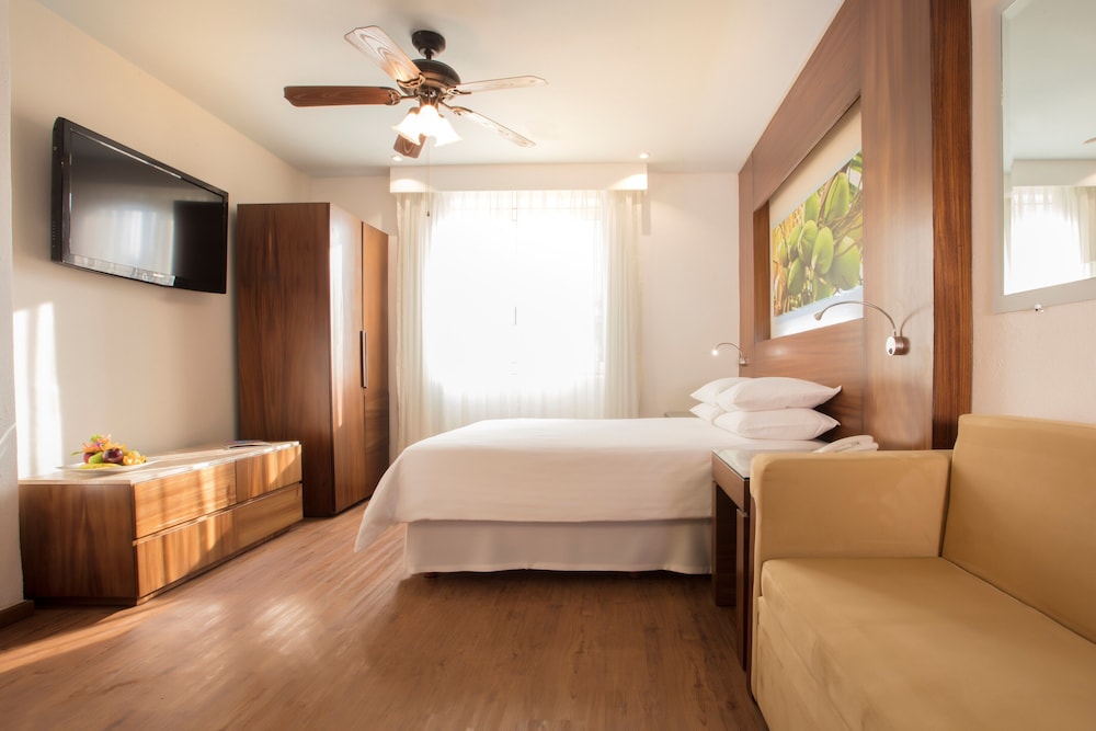 Krystal Grand Nuevo Vallarta – All Inclusive