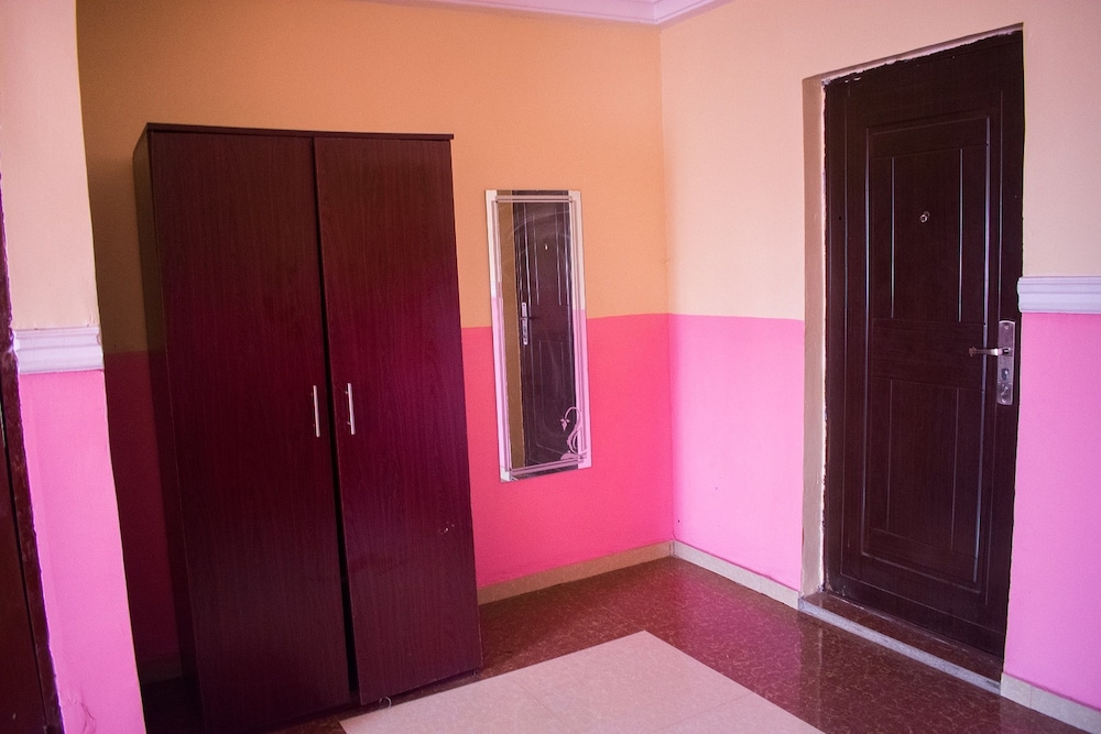 Maria Suites