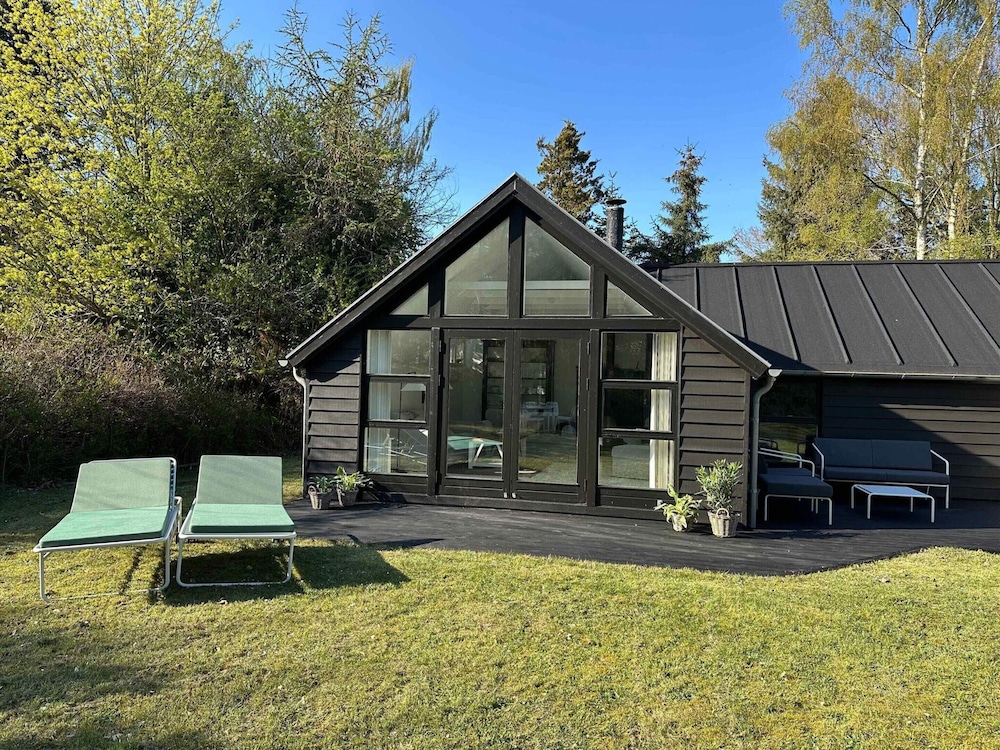 5 Star Holiday Home in Vaeggerlose