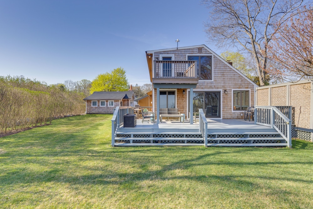 Amazing Rocky Point Retreat Overlooking the Sound! - Property Image 6