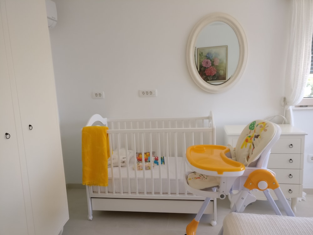 1-bed Large Apartment in Tivat Swiming Pool photo 3