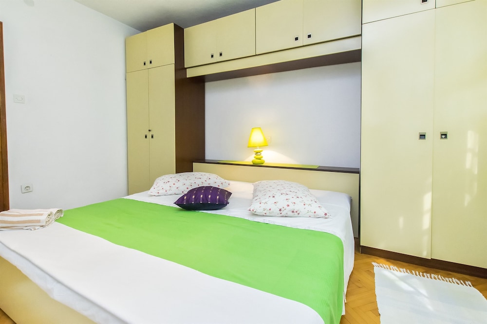 Apartment Zorka view 2