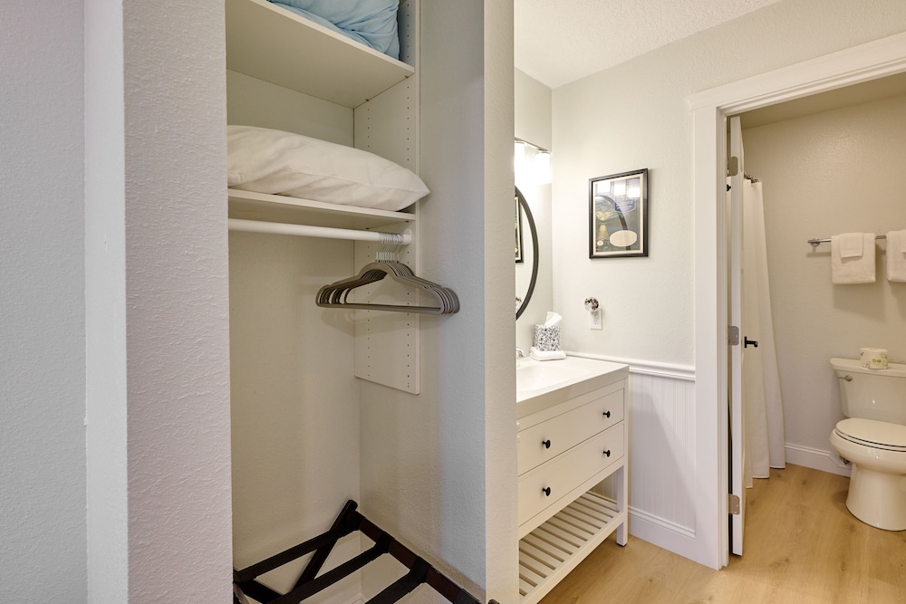 Lincoln City Vacations - Surftides Plaza Rentals - Property Image 196