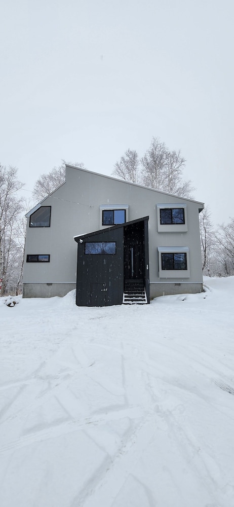 Hooting Owl Lodge